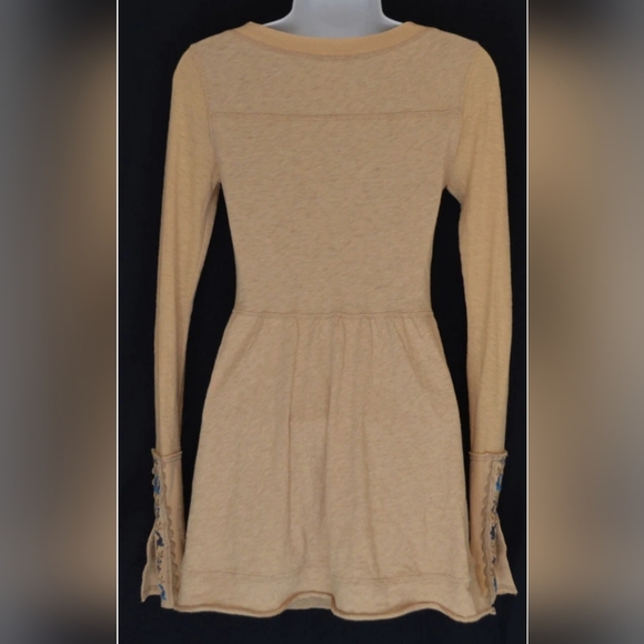 Free People Heather Tan Long Sleeve Henly Tunic Top with Blue Embroidery Large - Picture 4 of 5